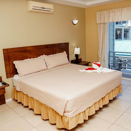 פלורס Hotel Casona Del Lago מראה חיצוני תמונה