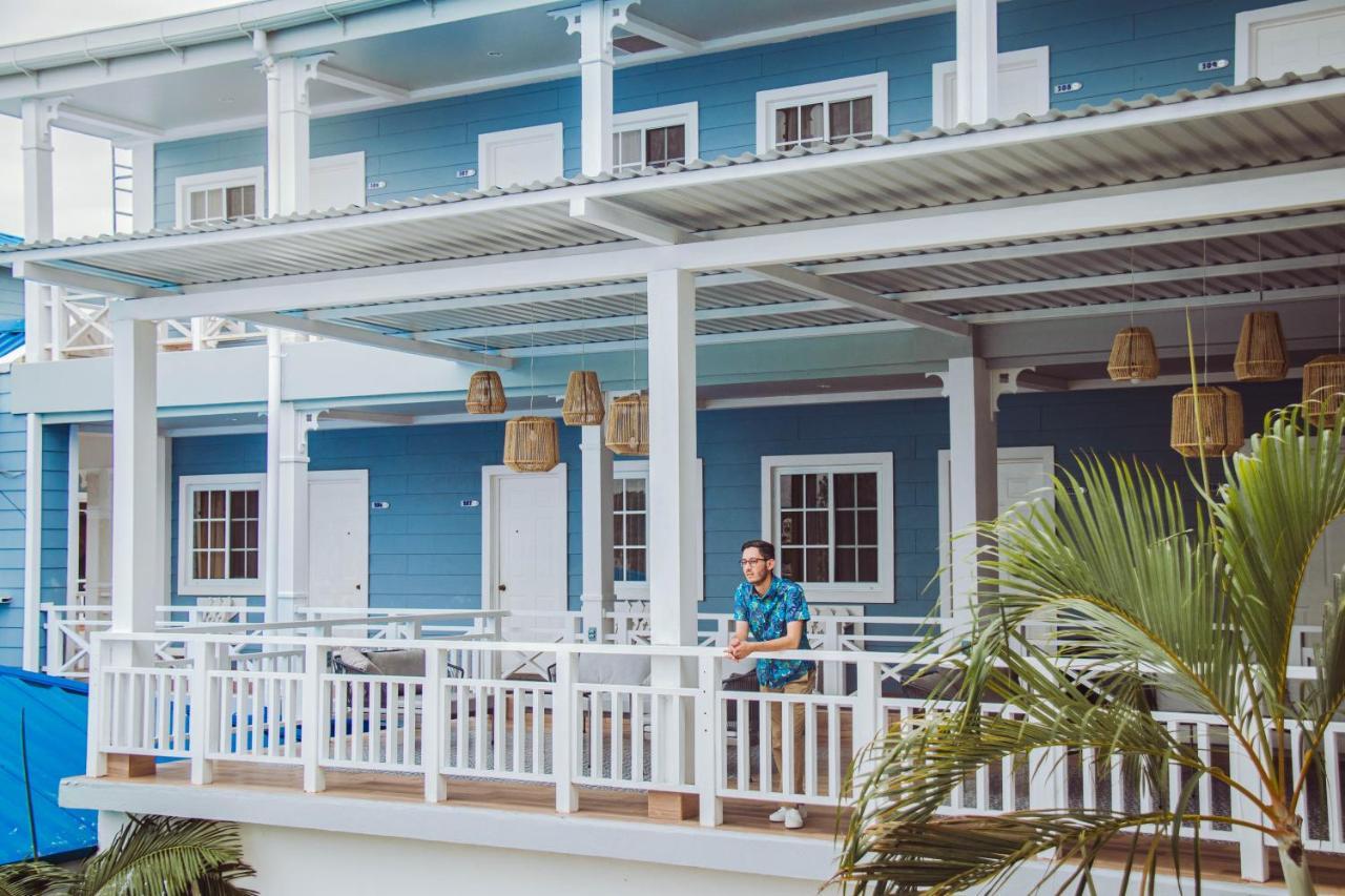 פלורס Hotel Casona Del Lago מראה חיצוני תמונה