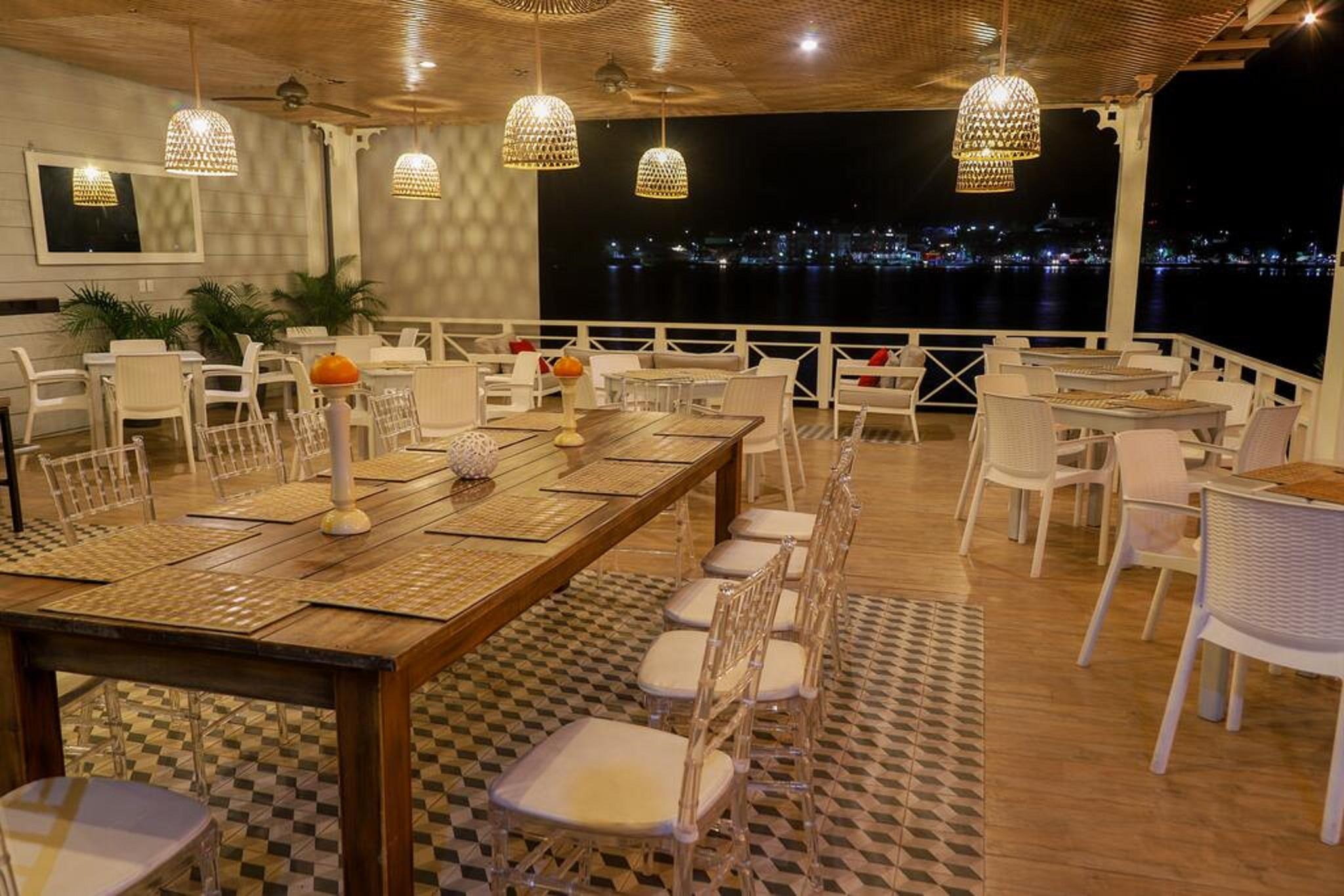 פלורס Hotel Casona Del Lago מראה חיצוני תמונה